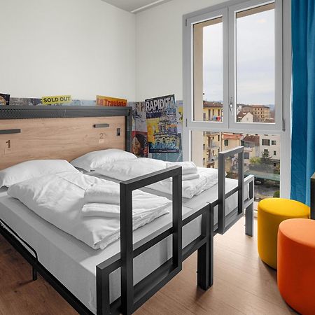 A&O Hostel Firenze Campo Di Marte Exteriör bild